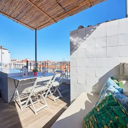 Chiado Terrace With Stunning Views - 3br_3wc_ac! Vakantiehuis *